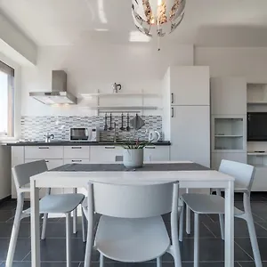  Apartament Nomentana White By Ghor